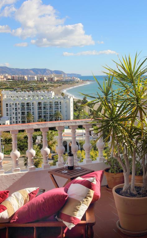 Hostal Avalon Nerja Kültér fotó