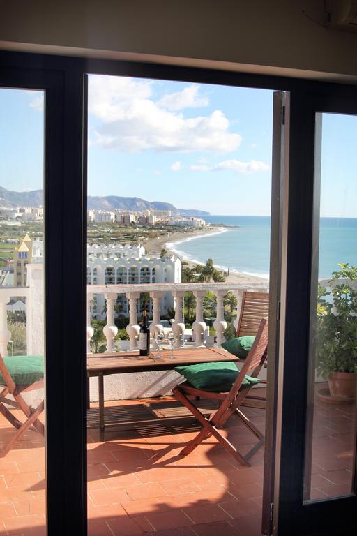 Hostal Avalon Nerja Kültér fotó