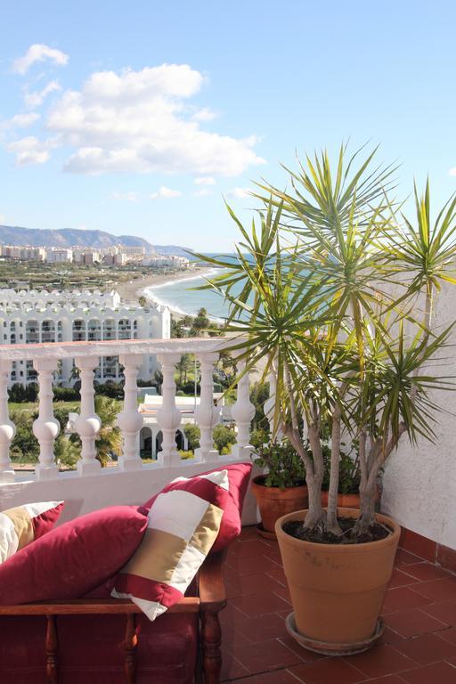 Hostal Avalon Nerja Kültér fotó