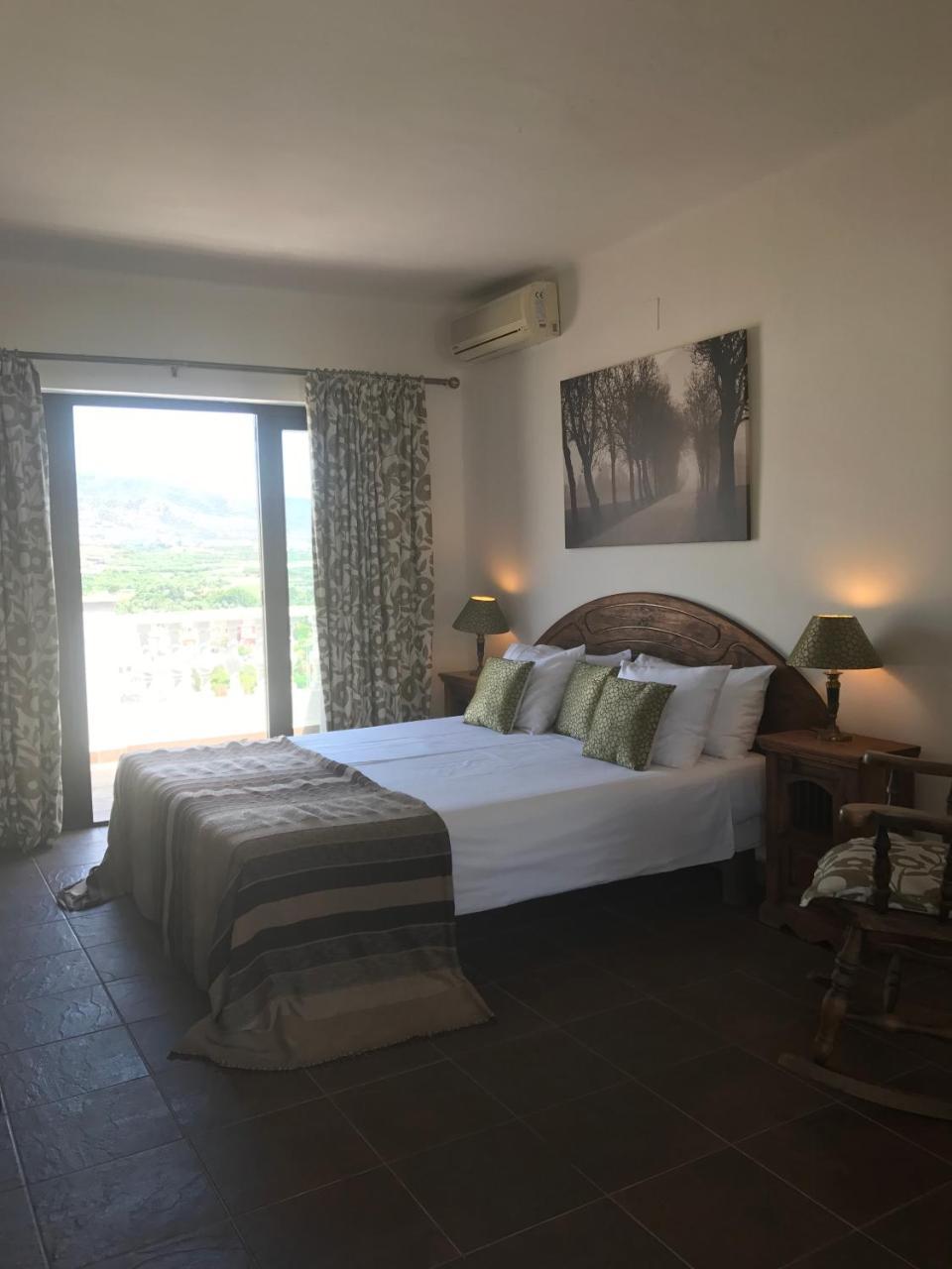 Hostal Avalon Nerja Kültér fotó